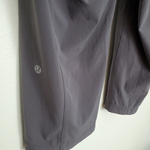 Lululemon Athletica capris - Picture 10 of 10